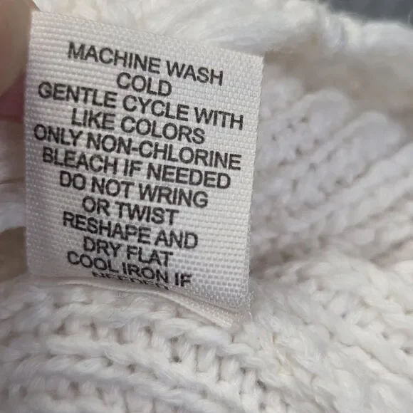 Moon & Madison Sweater Womens Large White Cropped Zip Hoodie Knit Distressed - Picture 11 of 11